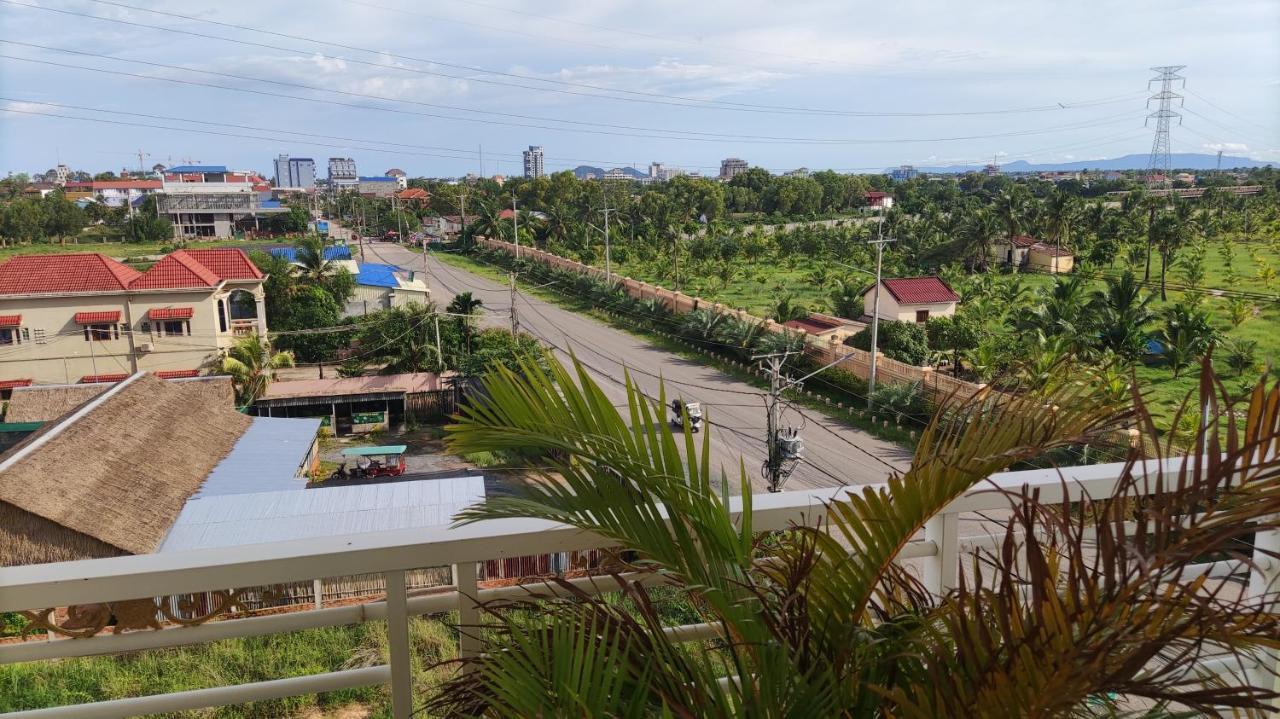Monica Guesthouse กำปอต ภายนอก รูปภาพ