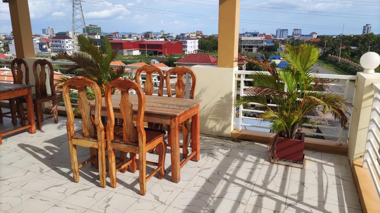 Monica Guesthouse กำปอต ภายนอก รูปภาพ