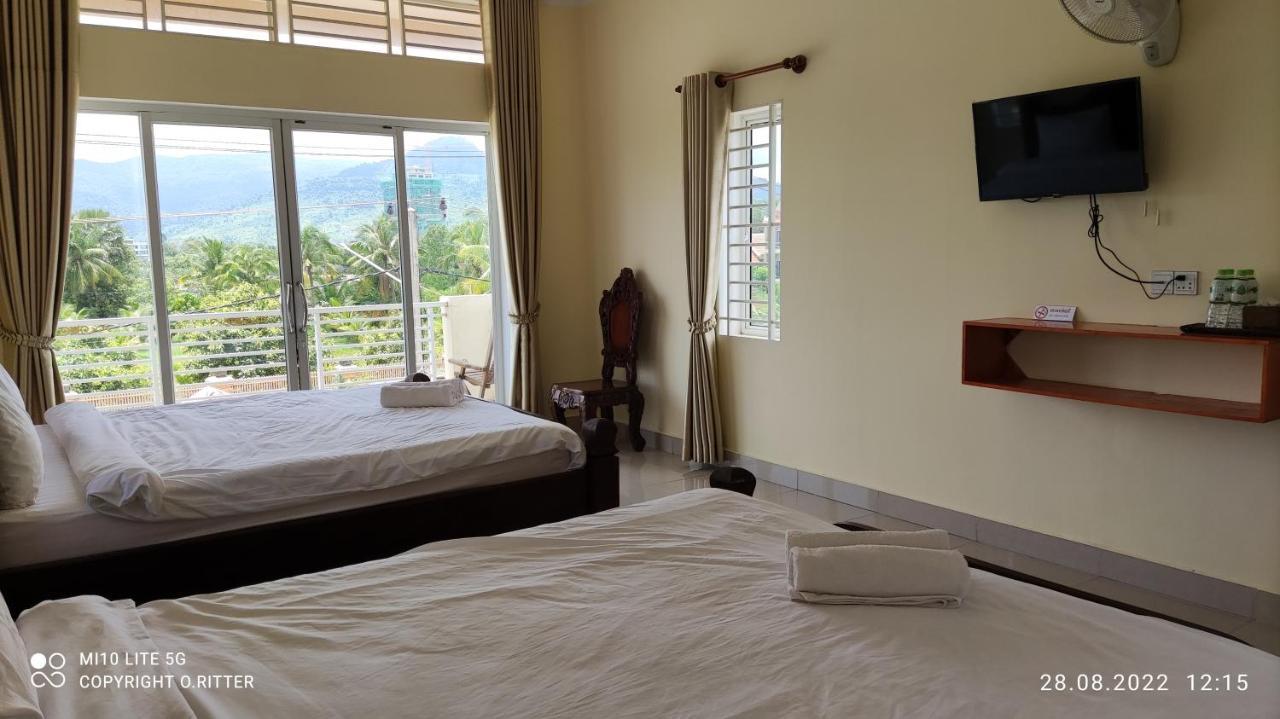 Monica Guesthouse กำปอต ภายนอก รูปภาพ