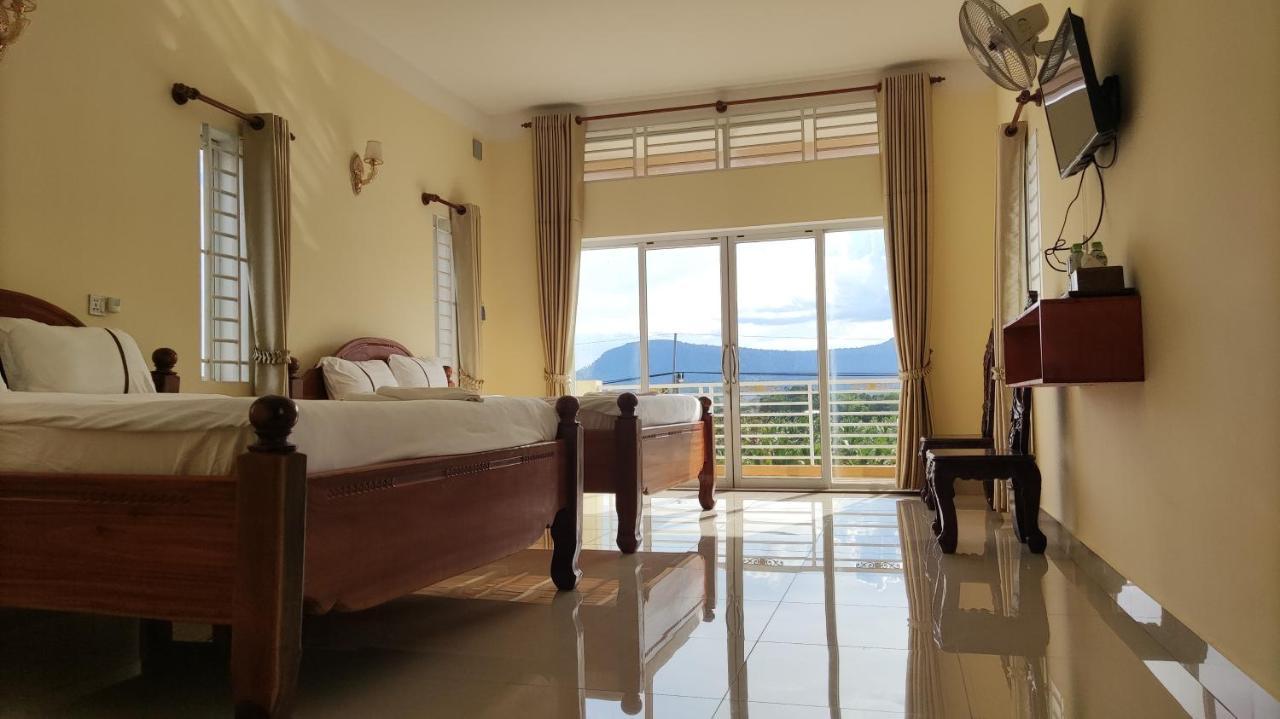 Monica Guesthouse กำปอต ภายนอก รูปภาพ