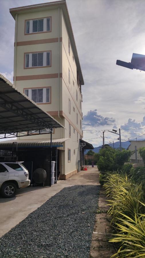 Monica Guesthouse กำปอต ภายนอก รูปภาพ