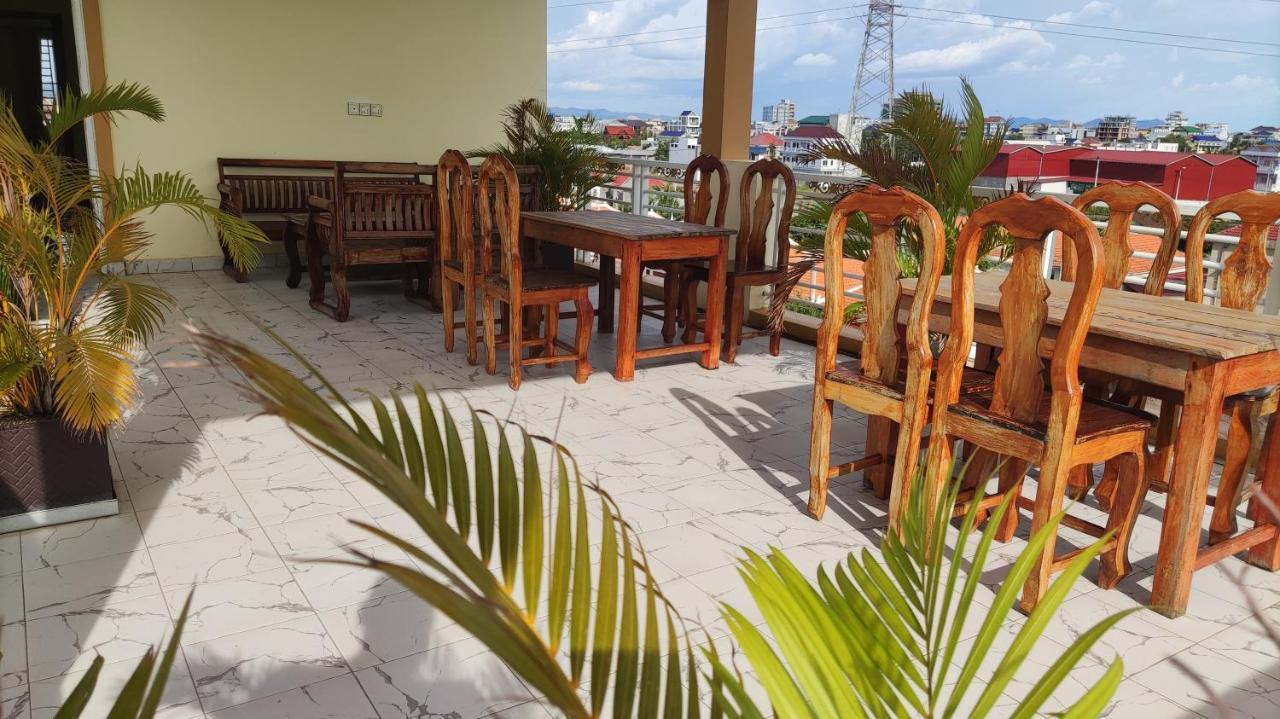 Monica Guesthouse กำปอต ภายนอก รูปภาพ